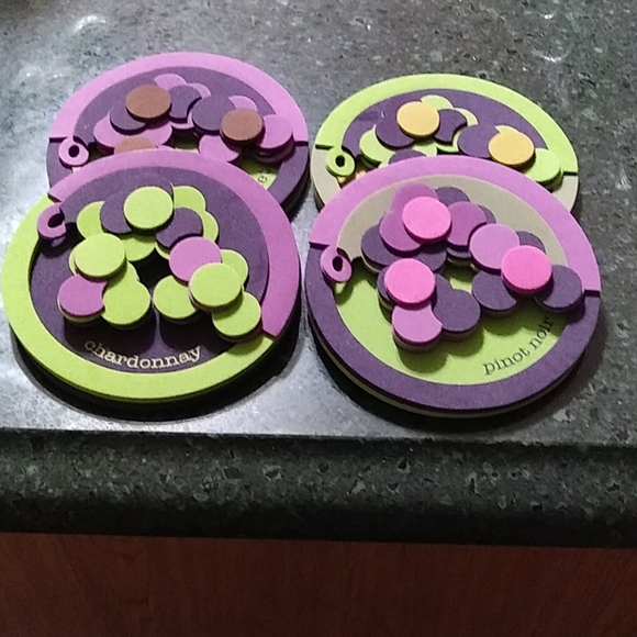 (4) Attachable Coasters - Picture 9 of 14